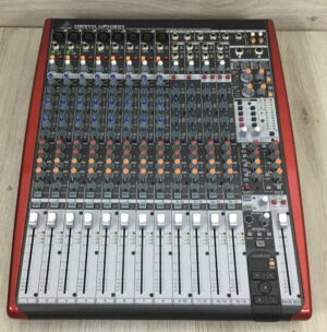 Behringer Xenyx UFX1604