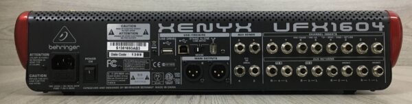 Behringer Xenyx UFX1604