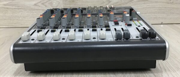 Behringer Xenyx X1204 USB