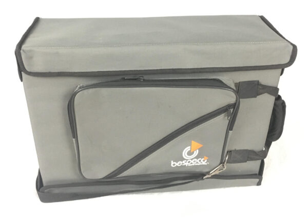 Bespeco Flight Case 3 unità con tasca
