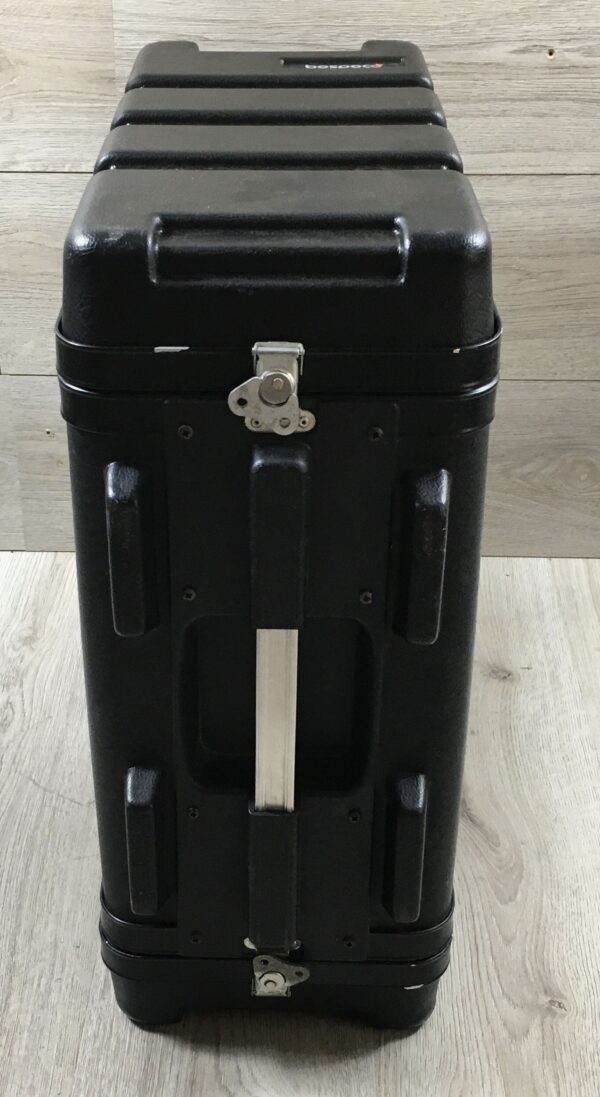 Bespeco  Flight case 4 unità in ABS
