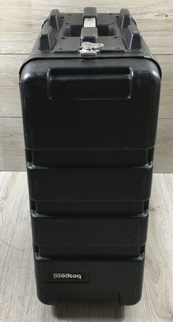 Bespeco  Flight case 4 unità in ABS