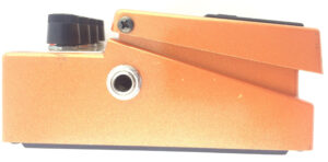 Boss DA-2 Adaptive Distortion