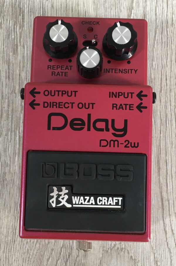 Boss DM-2W Delay Waza Craft