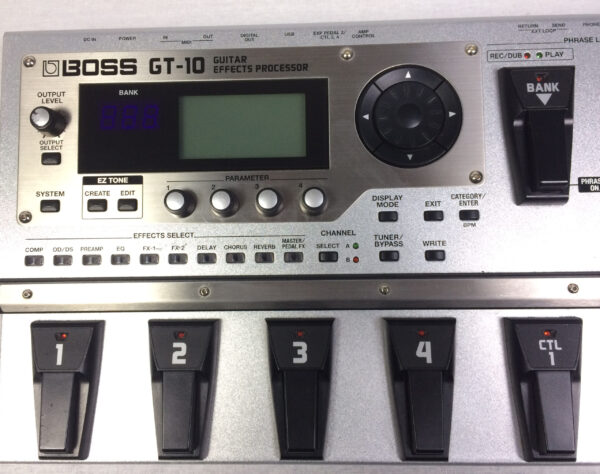 Boss GT-10