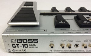 Boss GT-10
