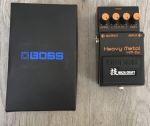 Boss HM-2W Heavy Metal Waza Craft