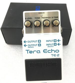 Boss TE-2 Tera Echo