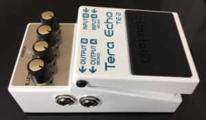Boss TE-2 Tera Echo