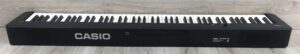 Casio CDP-S100 con supporto in legno