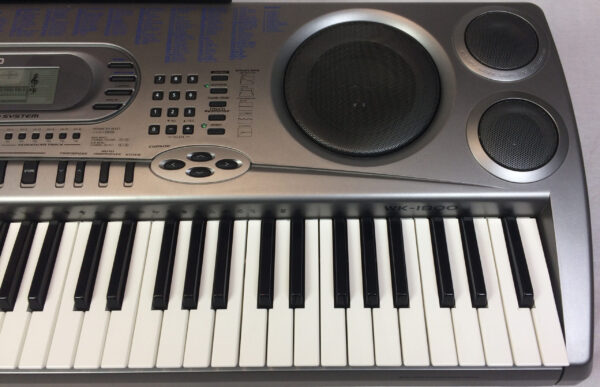 Casio WK-1800