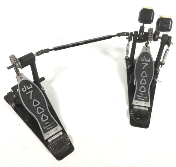 DW 7002 PT doppio pedale