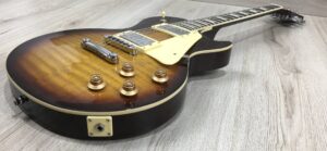 Eko VL-480 Honey Burst Flamed + elettronica CTS