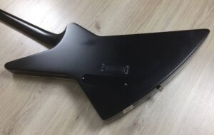 Epiphone Extura prophecy black aged gloss