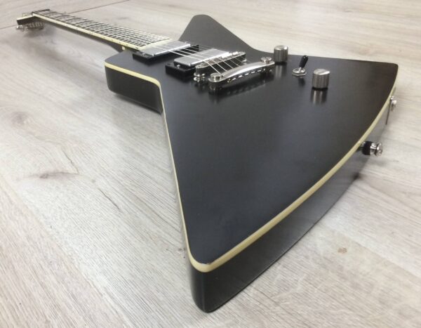 Epiphone Extura prophecy black aged gloss