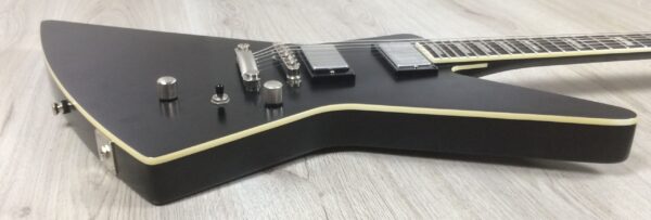 Epiphone Extura prophecy black aged gloss