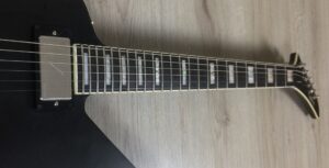 Epiphone Extura prophecy black aged gloss
