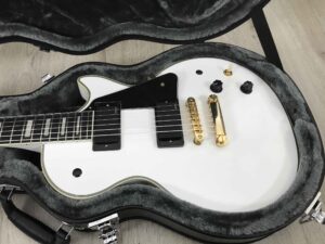 Epiphone Inspired by Gibson Les Paul Custom Apline White + EMG Zakk Wylde Set Black