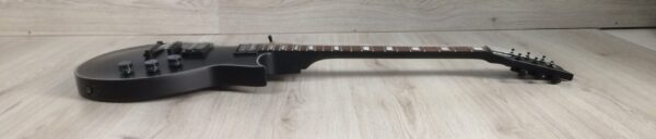 ESP LTD EC-256 black satin con custodia rigida