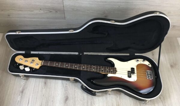 Fender American Standard Precision Bass serial Z4166170