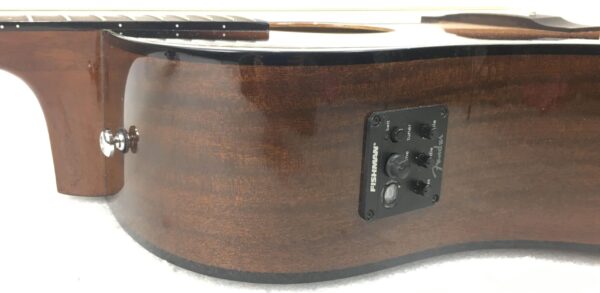 Fender CD-60CE SB-DS-V2 con custodia rigida