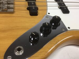 Fender Jazz Highway One Natural made in USA Pickups Nordstrand NJ4 serial Z3059904