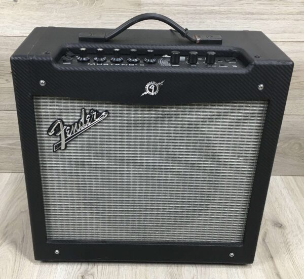 Fender Mustang II