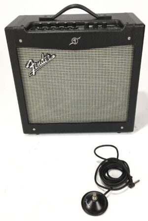 Fender Mustang II V2 con footswitch
