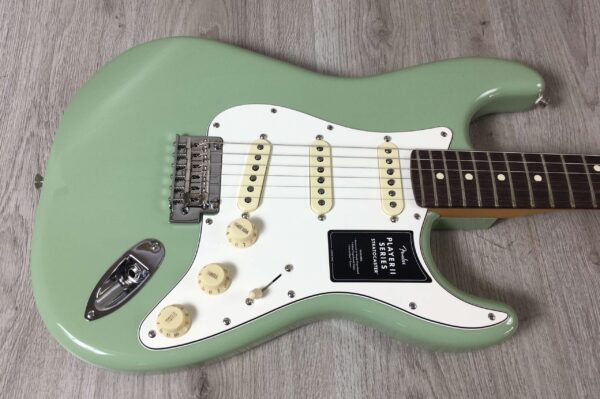 Fender Player II Stratocaster RW Birch Green