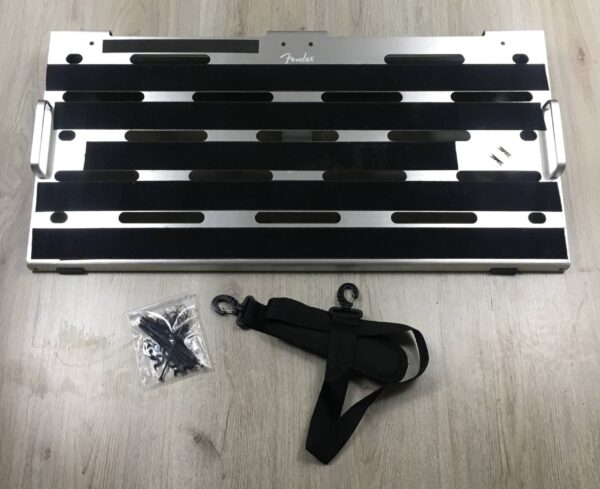 Fender Professional Pedal Board with Bag (Large)