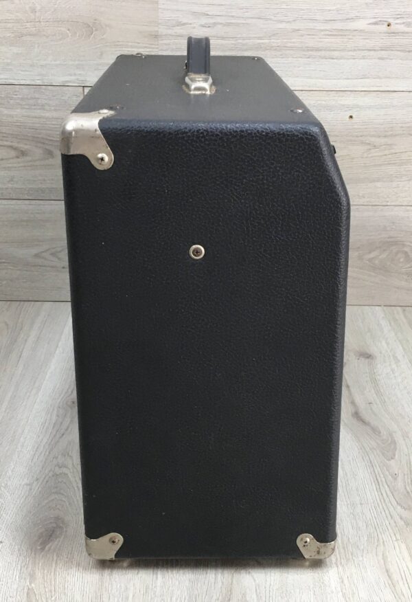 Fender Roc-Pro 1000