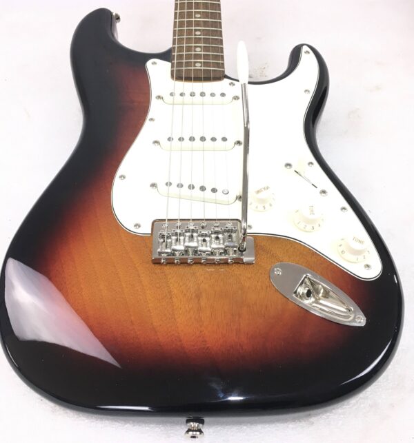 Fender Squier Classic Vibe 60s Stratocaster LRL 3-Color Sunburst