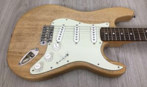 Fender Squier Classic Vibe 60s Stratocaster LRL body artigianale