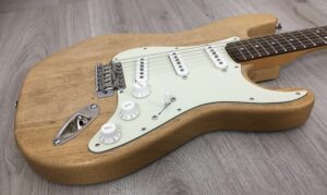 Fender Squier Classic Vibe 60s Stratocaster LRL body artigianale