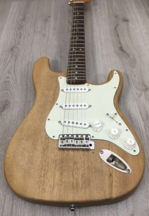 Fender Squier Classic Vibe 60s Stratocaster LRL body artigianale