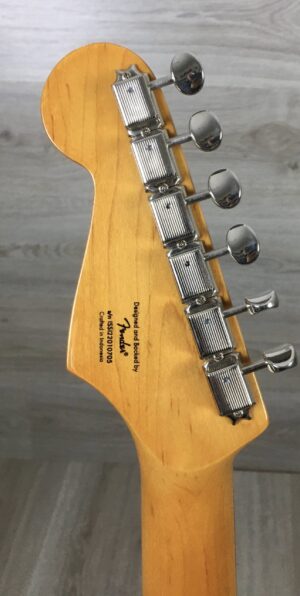 Fender Squier Classic Vibe 60s Stratocaster LRL body artigianale