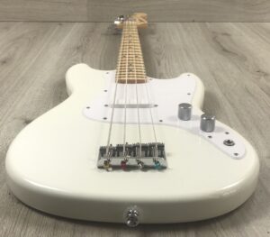 Fender Squier Sonic Bronco Bass White