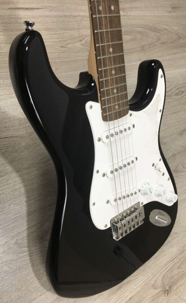 Fender Squier Stratocaster Black