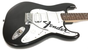 Fender Squier Stratocaster Bullet HSS Black