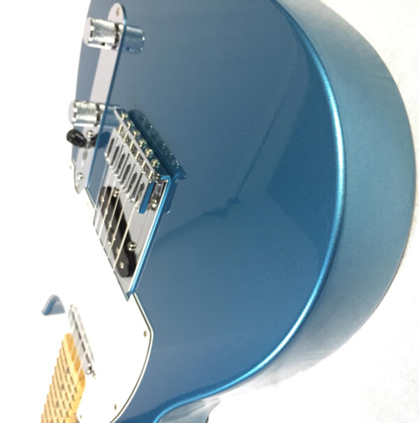 Fender Standard Telecaster Lake Placid Blue