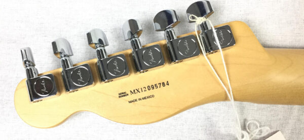 Fender Standard Telecaster Lake Placid Blue