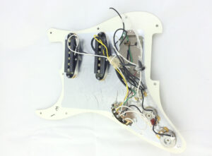 Fender Stratocaster HSS elettronica completa