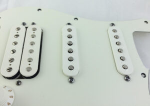 Fender Stratocaster HSS elettronica completa