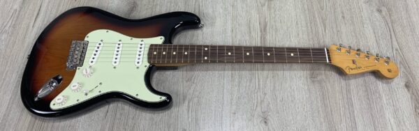Fender Vintera II '60s Stratocaster RW 3-Color Sunburst