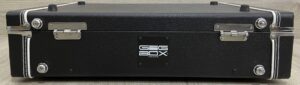 Gator GW-GIGBOXJR Portapedali e reggi chitarra triplo