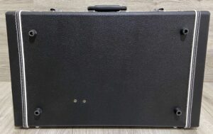 Gator GW-GIGBOXJR Portapedali e reggi chitarra triplo