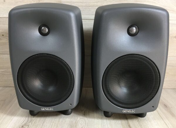 Genelec 8050b