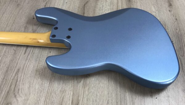 G&L jb Tribute LPB