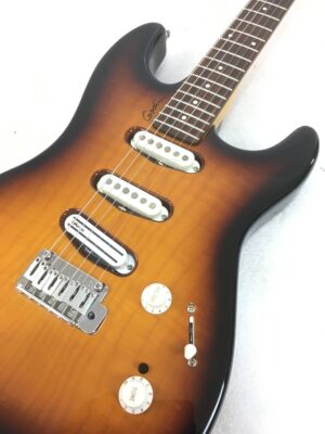 Godin Progression S-Type Sunburst