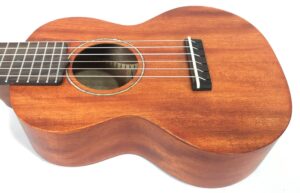 Gretsch G9126 Guitalele con custodia